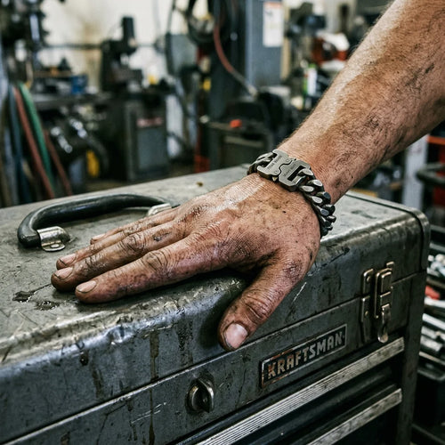 316L Industrial Curb Bangle | Titan Grade